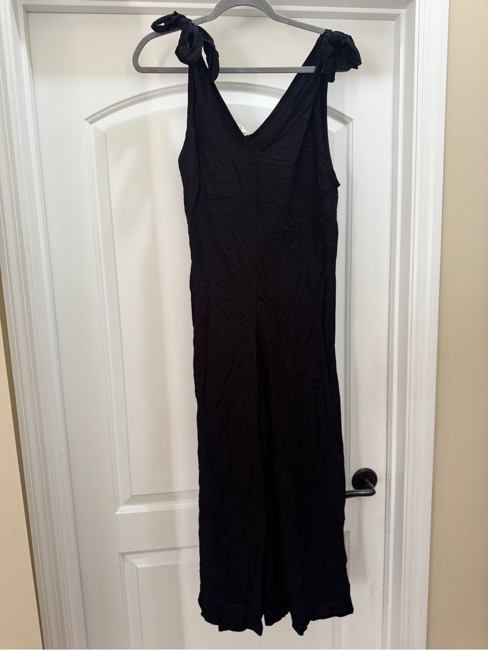 Black Tie-Shoulder V-Neck Women’s Dress